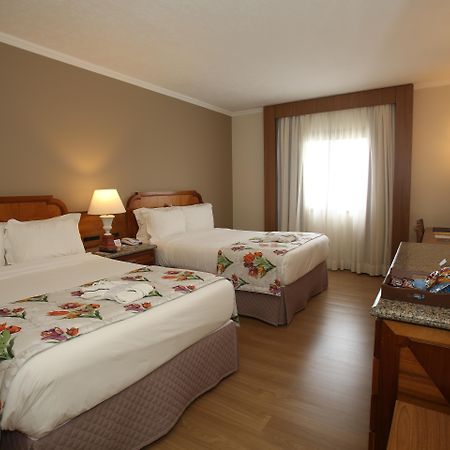 马布瑟玛斯度假大酒店 伊瓜苏 外观 照片 A room at the hotel