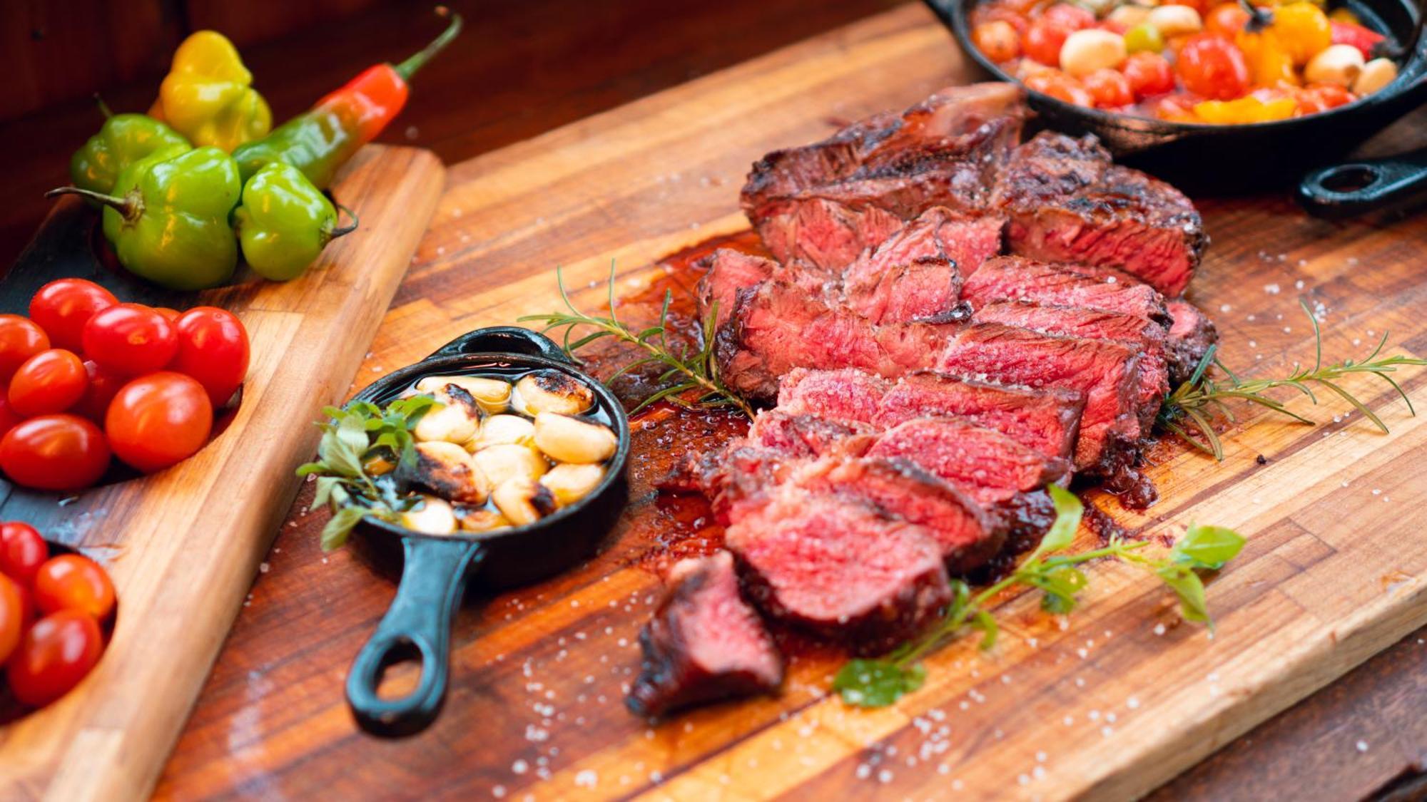 马布瑟玛斯度假大酒店 伊瓜苏 外观 照片 A grilled steak
